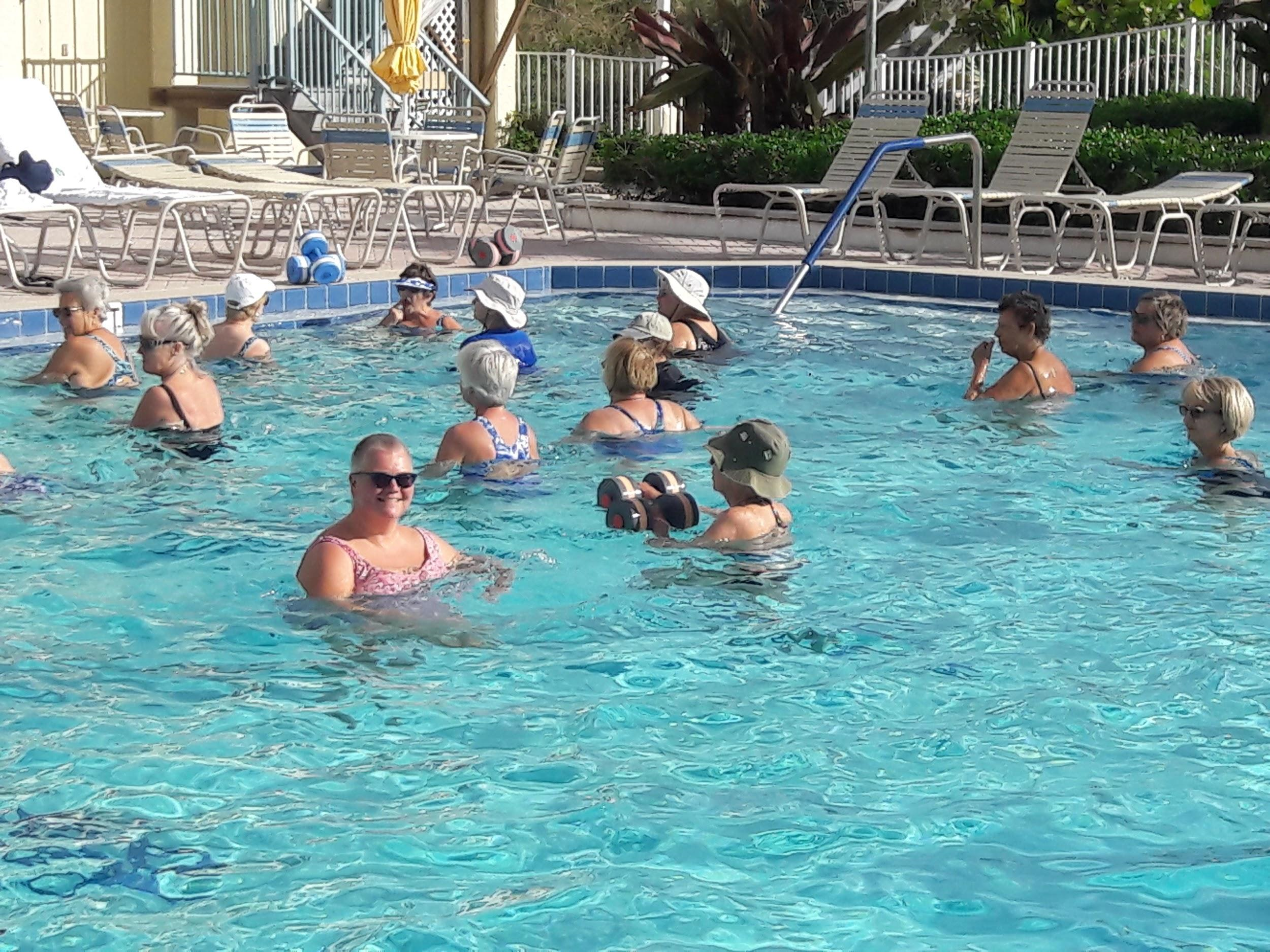 Image 2: Aquafitness in an outdoor pool in Florida. Photograph: Stephanie
                Heit